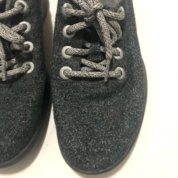 Allbirds The Wool Runners in Dark Gray color size W6 - Picture 3 of 11